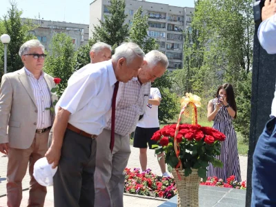 Сегодня - день рождения Шакарима Кудайбердиева
