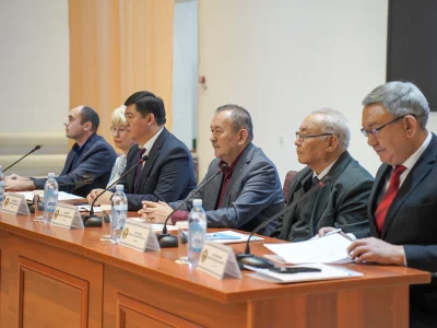 100-ЛЕТИЕ ИЗВЕСТНОГО КАЗАХСКОГО МАТЕМАТИКА ОТМЕТИЛИ В УНИВЕРСИТЕТЕ ШАКАРИМА