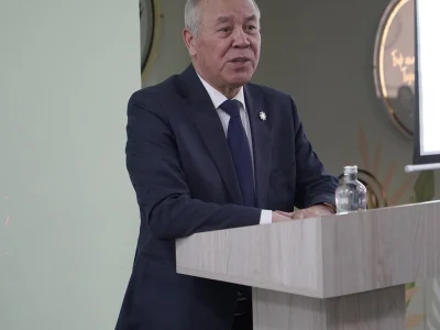 АКАДЕМИК ПРИЗВАЛ СОХРАНЯТЬ ЦЕННОСТИ