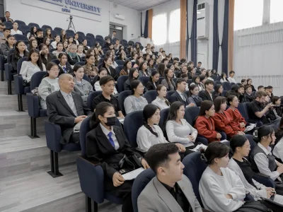 СЕРЬЕЗНЫЙ РАЗГОВОР ДУМАНА ОРЫНБЕКОВА  С ЛУЧШИМИ ВЫПУСКНИКАМИ ШКОЛ 